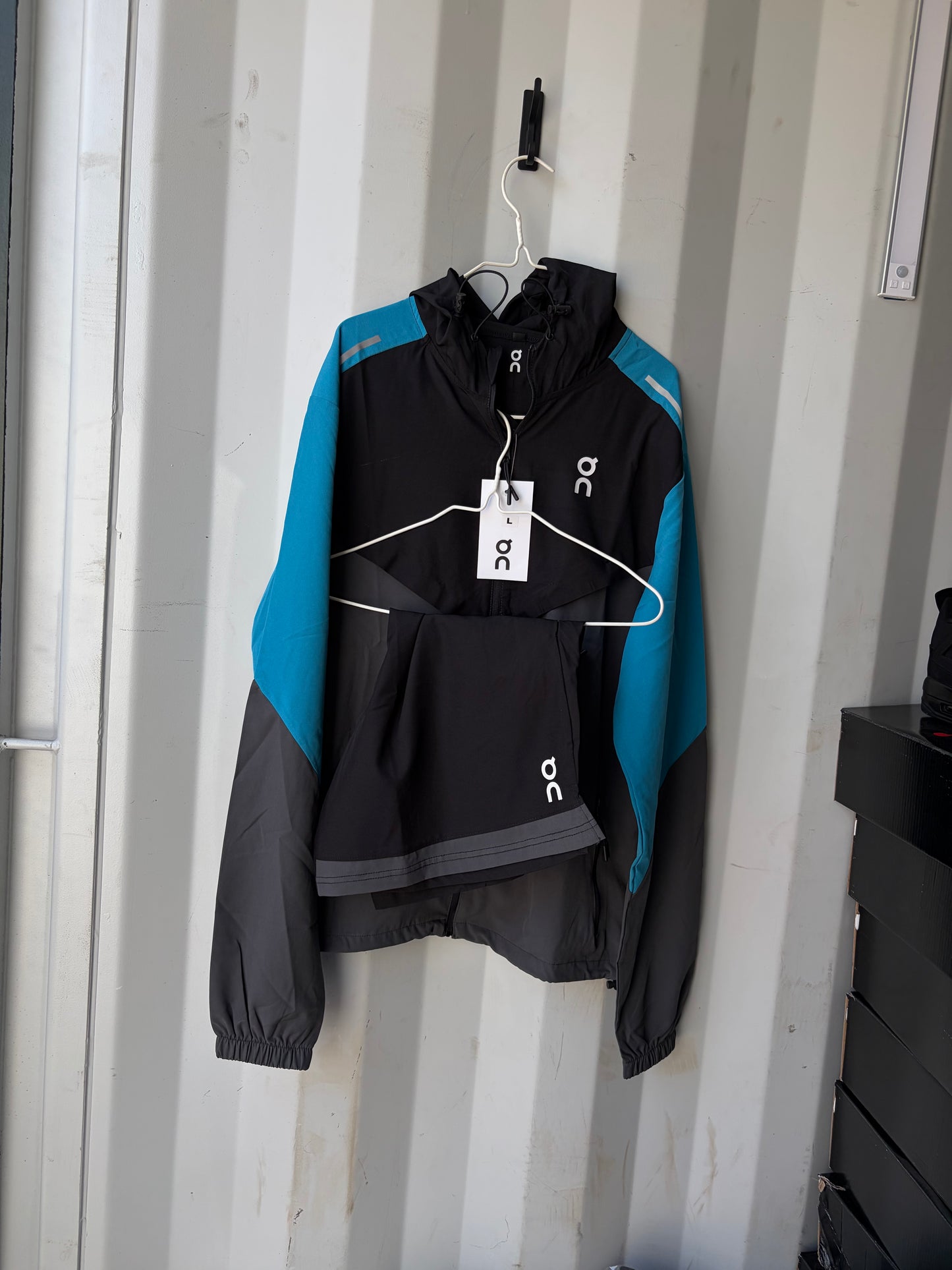 OC windbreaker set