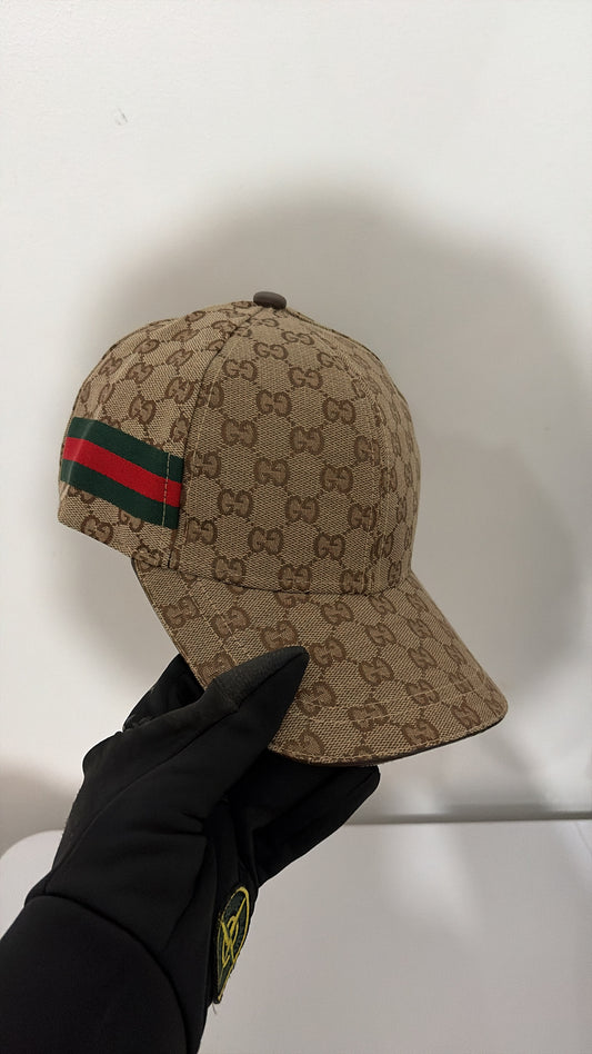 Caps