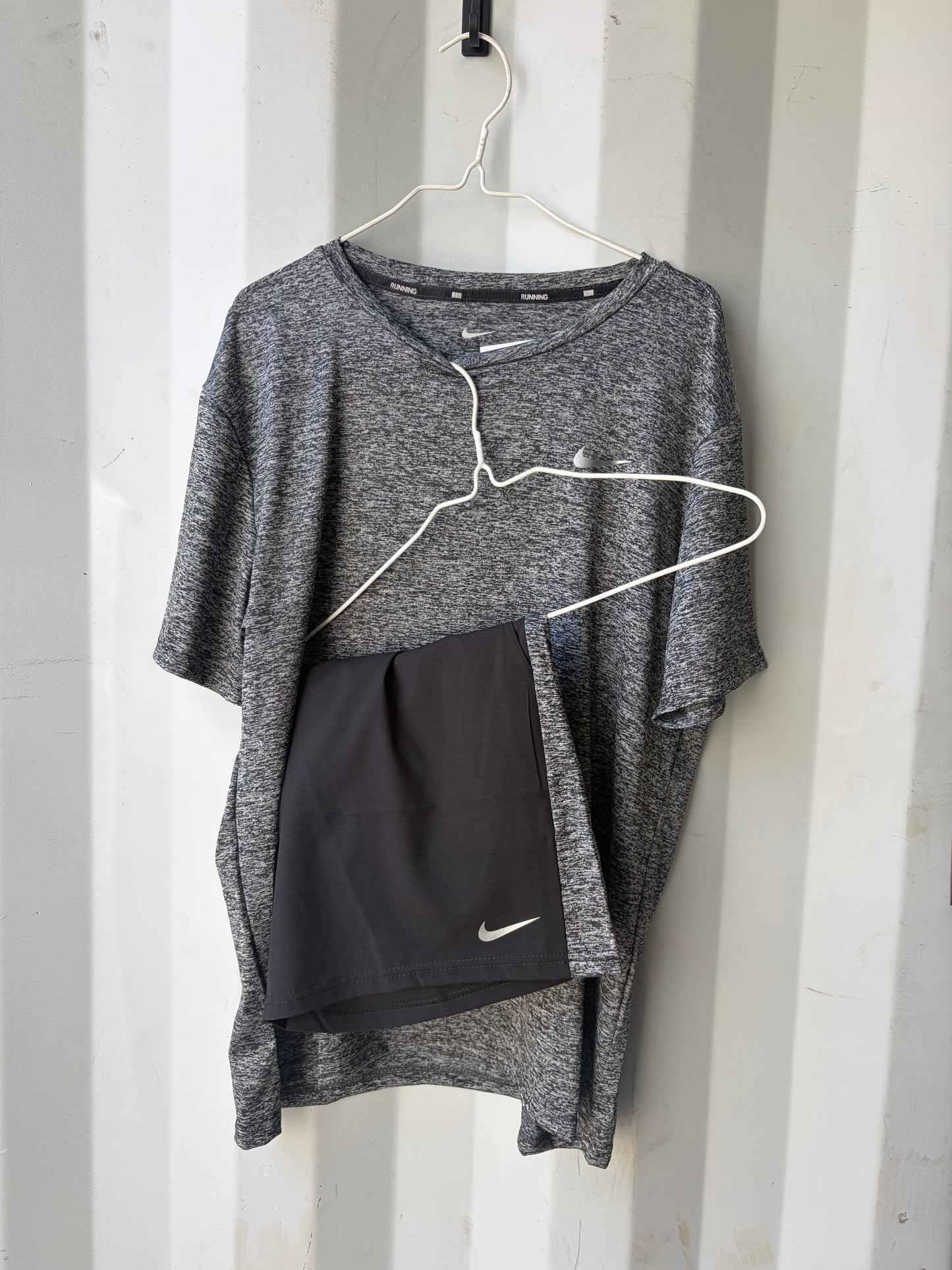 Swoosh short set