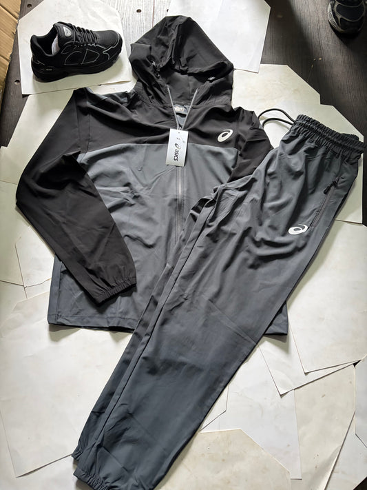 asix tracksuit