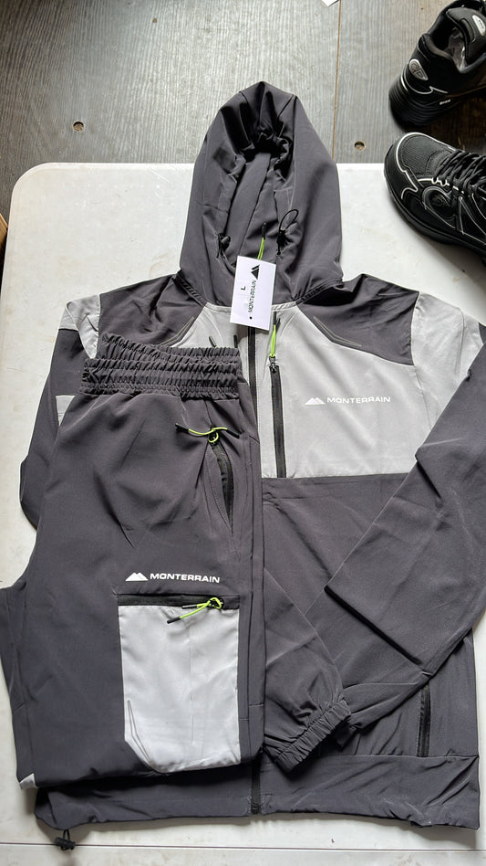 Mountain tracksuit