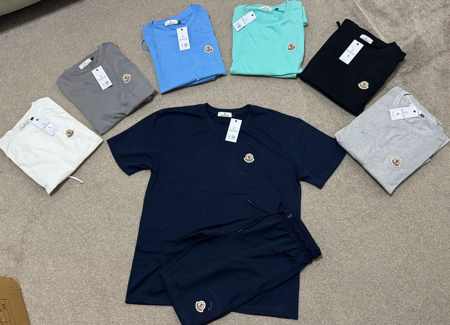Moncs set