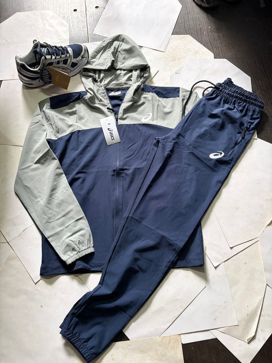 Asix tracksuit