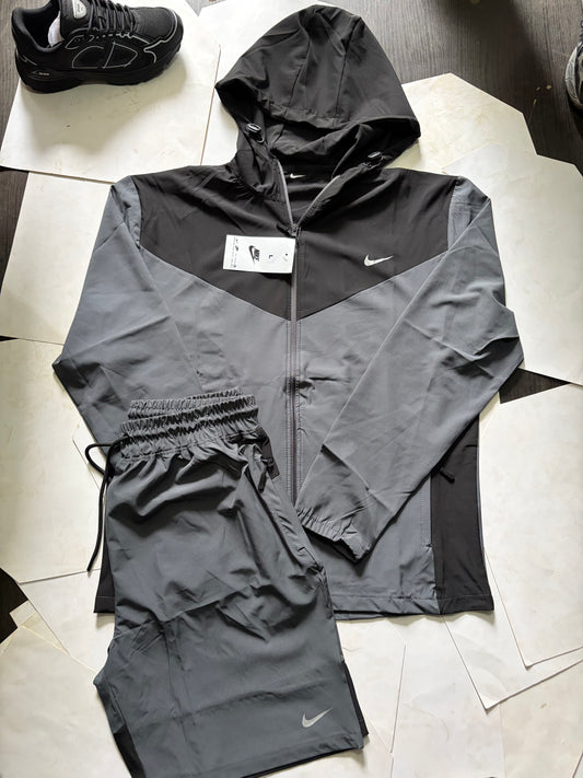 Swoosh windbreaker set
