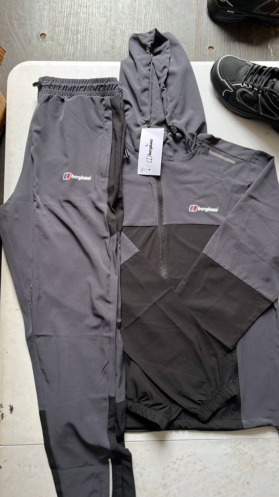 Berg tracksuit