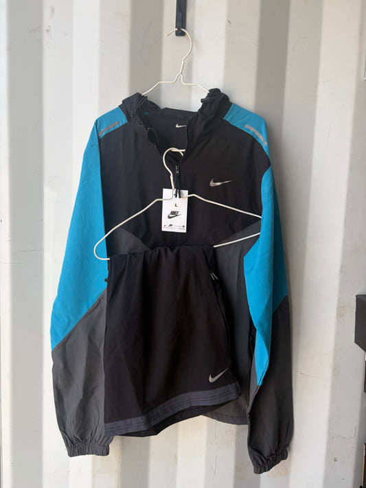 Swoosh windbreaker set