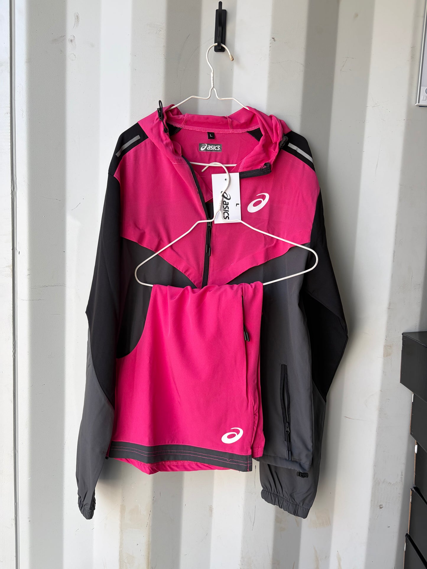 Asix windbreaker set