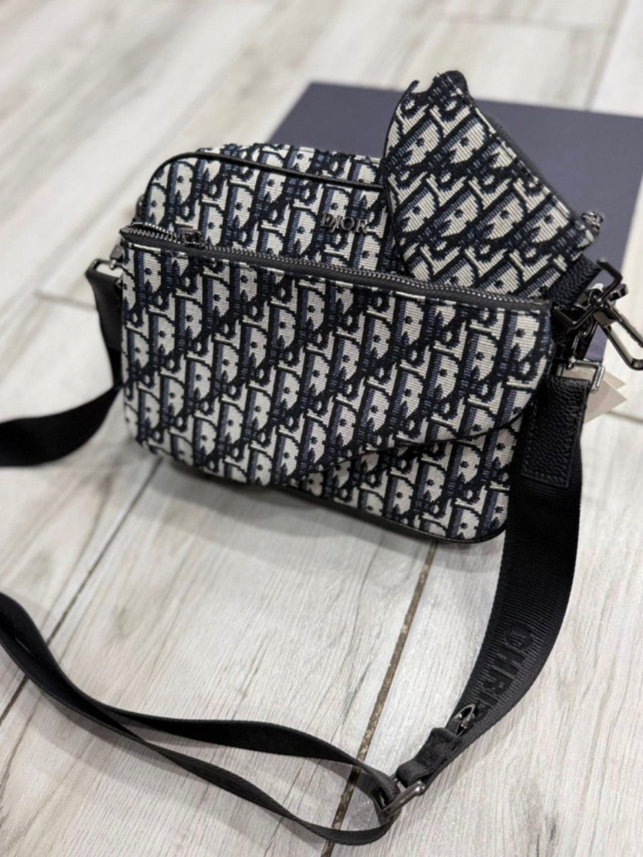Trio pouch