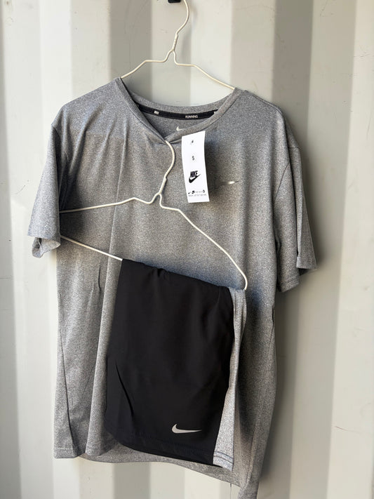 Swoosh short set